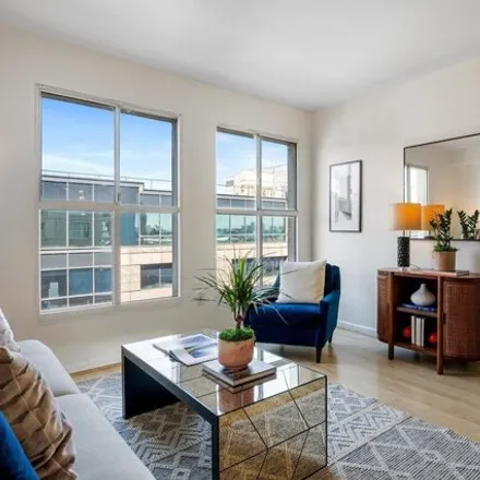 Image 5 - 140 South Van Ness, Mission Street, San Francisco, CA 94199, USA - Townhouse for sale