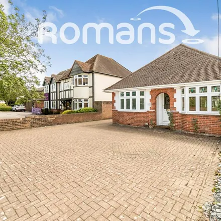 Rent this 3 bed house on 91 Reading Road in Reading, RG5 3AE