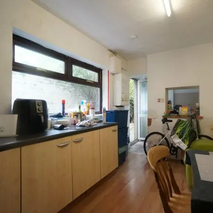 Image 4 - Friars' Avenue, Bangor, LL57 1BB, United Kingdom - House for sale