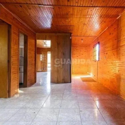 Rent this 2 bed house on Avenida Alberto Pasqualini in Jardim Sabará, Porto Alegre - RS