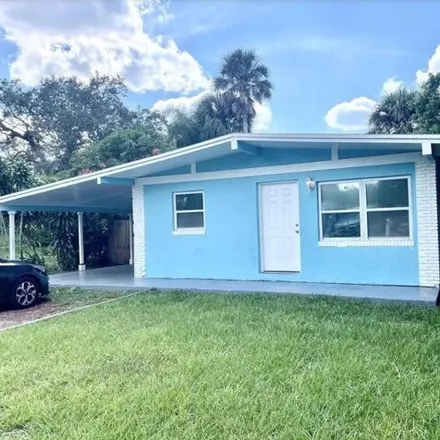 Buy this 3 bed house on 719 Northeast 15th Avenue in Cypress Quarters, Okeechobee County