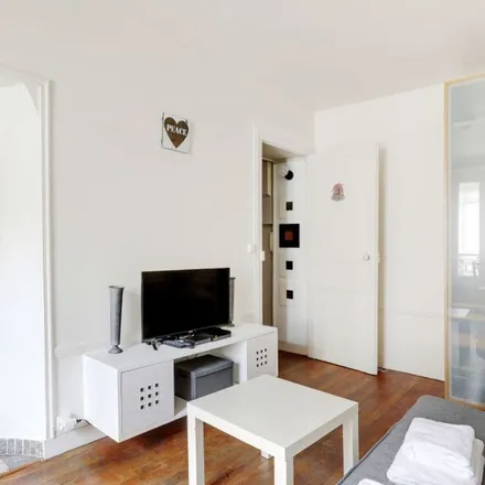 Image 6 - 43 Boulevard Gouvion-Saint-Cyr, 75017 Paris, France - Apartment for rent