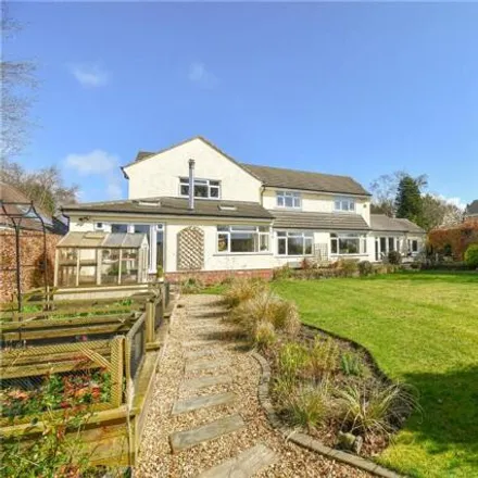 Image 1 - Quaker Lane, Heswall, CH60 6RD, United Kingdom - House for sale