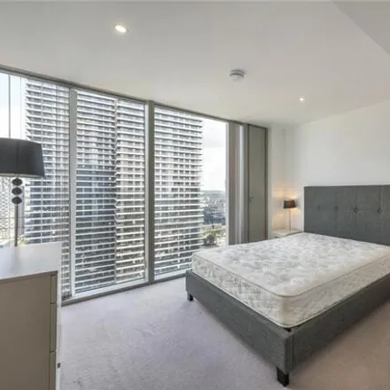 Image 6 - Landmark East Tower, 24 Marsh Wall, Canary Wharf, London, E14 9JF, United Kingdom - Apartment for sale