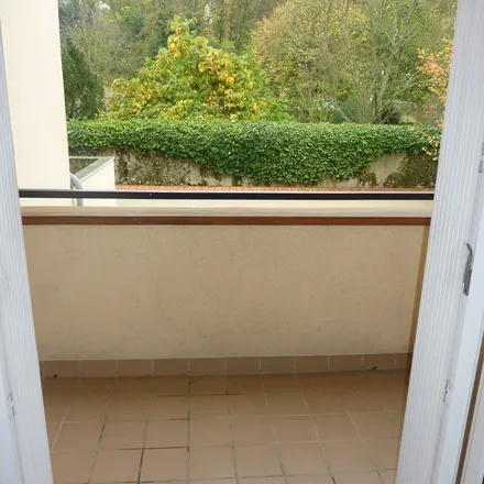 Image 4 - 1 Mf de la Porte aux Vaches, 77300 Fontainebleau, France - Apartment for rent