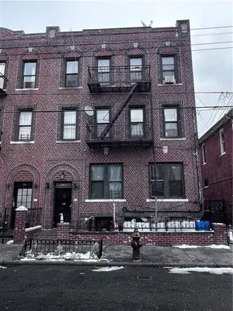 Buy this 12 bed duplex on 385 East 46th Street in New York, NY 11203