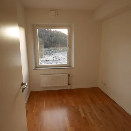 Rent this 3 bed apartment on Smörgatan 106 in 412 76 Gothenburg, Sweden