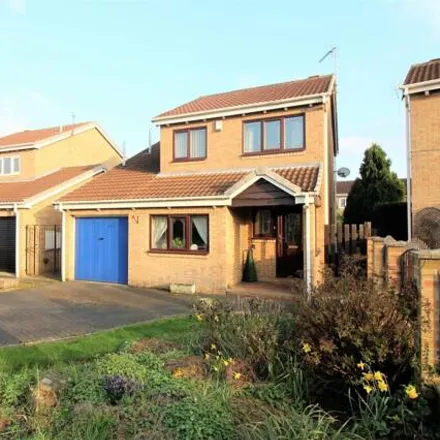 Buy this 3 bed house on Lingmoor Close in Doncaster, DN4 9NF