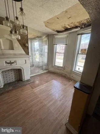 Image 3 - 1542 North Fulton Avenue, Baltimore, MD 21217, USA - House for sale