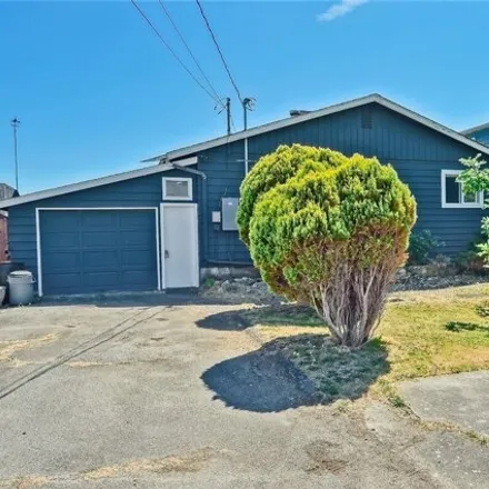 Image 2 - 1481 Edwards Drive, Point Roberts, WA 98281, USA - House for sale