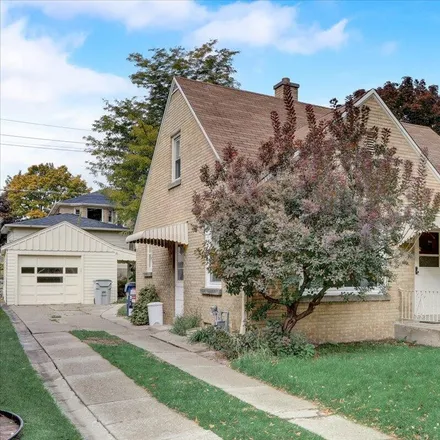 Buy this 3 bed house on 3141 South 38th Street in Milwaukee, WI 53215