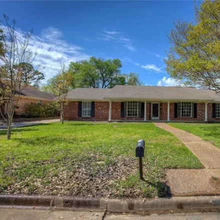 Buy this 4 bed house on 5302 Vale Street in Greenville, TX 75402