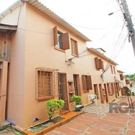Buy this 2 bed house on Rua Ernesto Araujo in Vila São José, Porto Alegre - RS