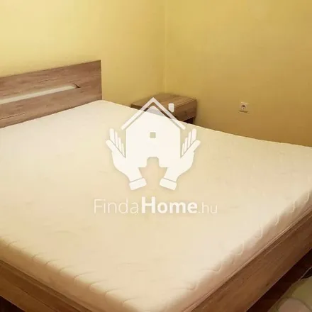 Rent this 2 bed apartment on Debrecen in Apafi utca, 4028