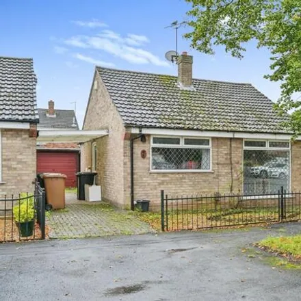 Buy this 2 bed house on Broom Close in South Derbyshire, DE24 3AE