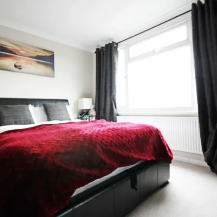 Image 4 - Boileau Road, London, W5 3AP, United Kingdom - Apartment for rent