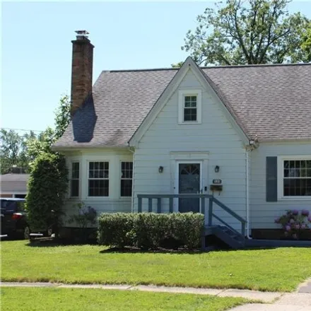 Buy this 3 bed house on 535 Washington Highway in Snyder, Buffalo