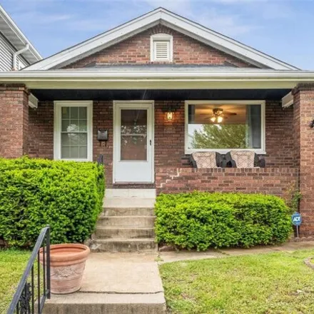 Buy this 2 bed house on 4781 Dahlia Avenue in St. Louis, MO 63116