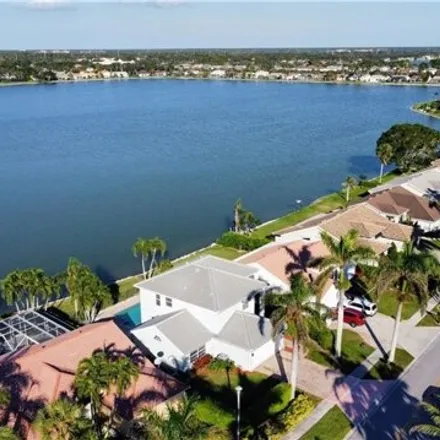 Buy this 4 bed house on 7137 Mill Pond Circle in Collier County, FL 34109