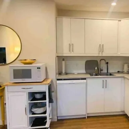 Image 3 - Oyama, Lake Country, BC V4V 2E7, Canada - Apartment for rent