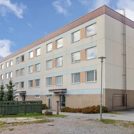 Rent this 3 bed apartment on Peltovainion päiväkoti in Peltovainionkatu 13, 33400 Tampere