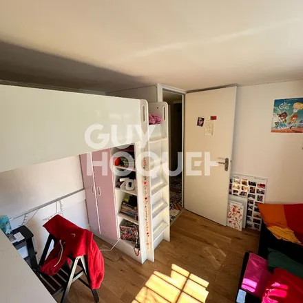 Image 4 - Avenue Bobby Sands, 77500 Chelles, France - Apartment for rent