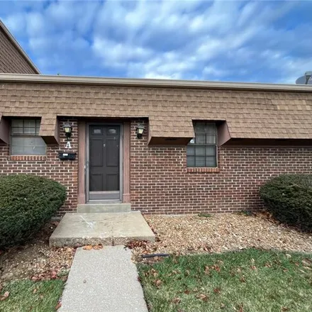 Buy this 2 bed condo on 3608 Candlewyck Club Drive in Old Jamestown, Saint Louis County