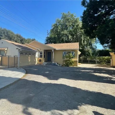 Buy this 3 bed house on 14776 Hiawatha Street in Los Angeles, CA 91345