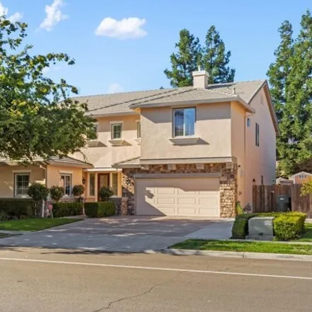 Buy this 4 bed house on 2913 Hillglen Avenue in Modesto, CA 95355