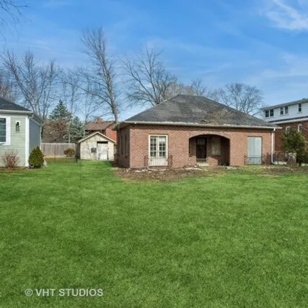 Image 2 - 1647 Harding Road, Northfield, New Trier Township, IL 60093, USA - House for sale