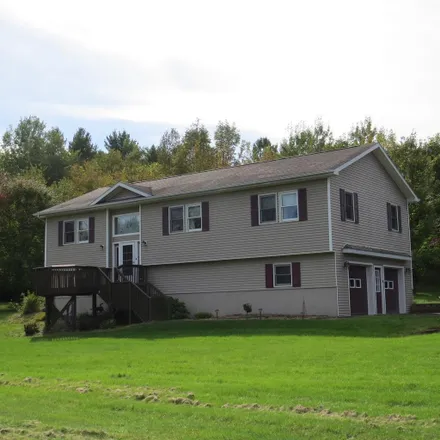 Buy this 3 bed house on 489 Port Douglas Road in Keeseville, Chesterfield