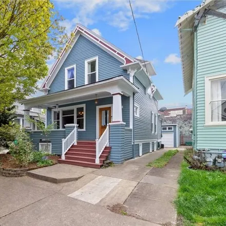 Buy this 3 bed house on 3442 Southeast Morrison Street in Portland, OR 97214