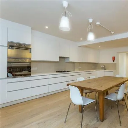Image 1 - 29 Oval Road, Primrose Hill, London, NW1 7DJ, United Kingdom - Apartment for rent