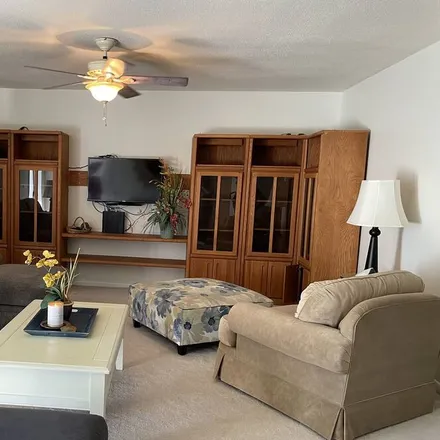 Rent this 3 bed house on Lehigh Acres in FL, 33936