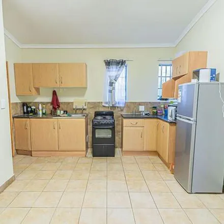 Image 3 - 1158 Grosvenor Street, Hatfield, Pretoria, 0028, South Africa - Apartment for rent