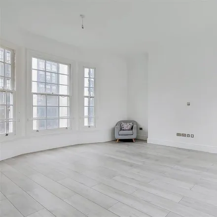 Image 9 - Old Court House, 24 Old Court Place, London, W8 4PL, United Kingdom - Apartment for rent