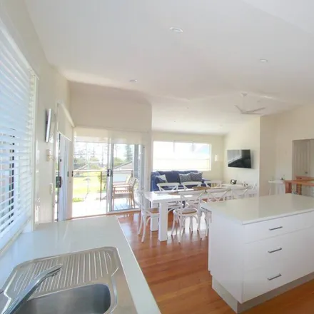 Image 7 - Crescent Head NSW 2440, Australia - Townhouse for rent