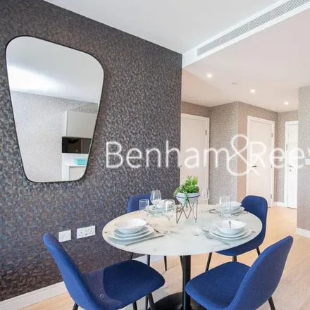 Image 3 - Waterside Court, Park Street, London, SW6 2QF, United Kingdom - Apartment for rent
