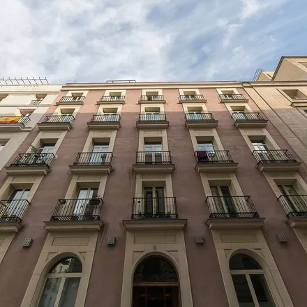 Image 9 - Calle de Fernanflor, 28014 Madrid, Spain - Apartment for rent