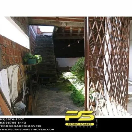 Buy this 3 bed house on Instituto Moderno João Machado in Avenida 1º de Maio, Jaguaribe