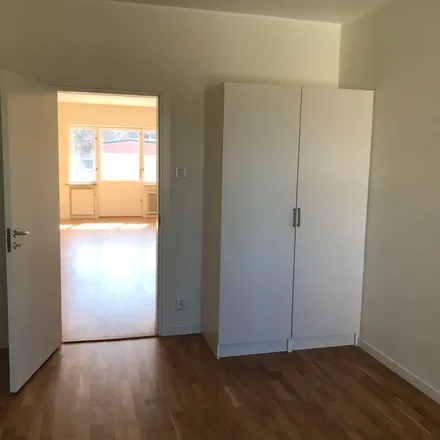 Rent this 2 bed apartment on Västeråsvägen in 731 81 Köping, Sweden