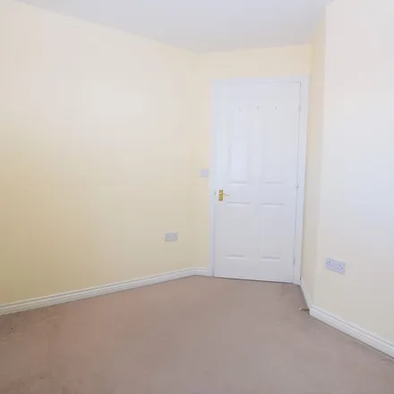 Rent this 2 bed apartment on The Green Line LNR in Taunton Road, West Bridgford