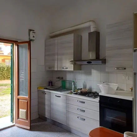 Rent this 3 bed apartment on Via Deodato Orlandi in 56100 Pisa PI, Italy