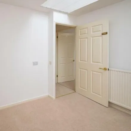 Image 5 - unnamed road, Churchdown, GL3 2HT, United Kingdom - Apartment for sale