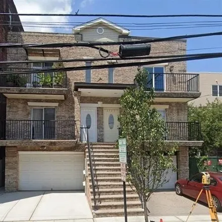 Rent this 2 bed house on 2727 Central Avenue in Union City, NJ 07087