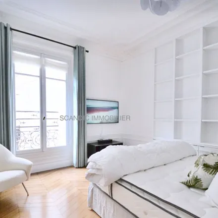 Image 5 - 30 Rue Notre-Dame-de-Lorette, 75009 Paris, France - Apartment for rent
