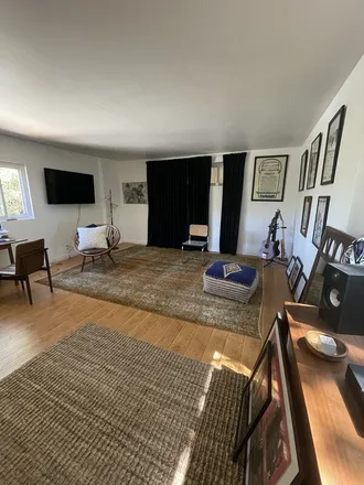 Image 1 - Los Angeles, CA, US - House for rent