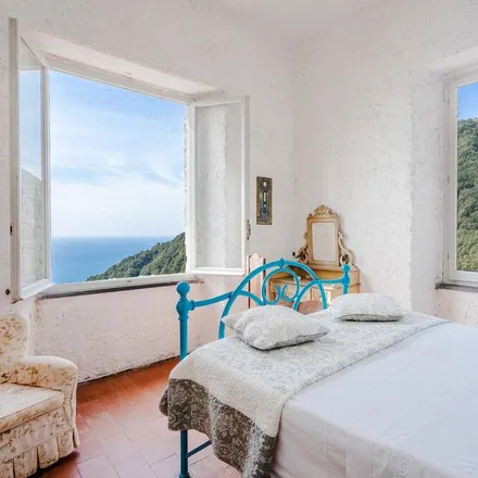 Rent this 3 bed house on 19132 La Spezia SP