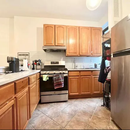Rent this 2 bed apartment on 307 East 85th Street in New York, NY 10028