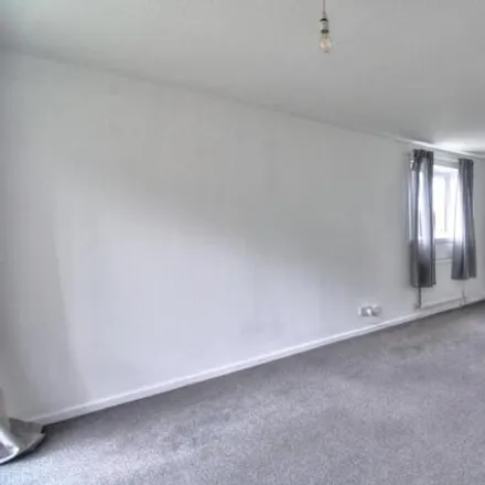 Image 3 - Rannoch Road, Rosyth, KY11 2AG, United Kingdom - Apartment for sale